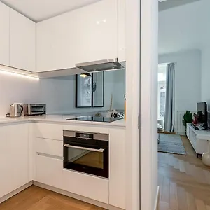 The Boulevard By The Good Neighbour In Appartement