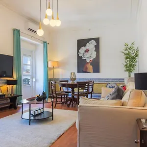  Apartment Charming Chiado 2bedr W/balcony And View